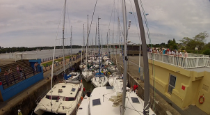 Bouchons au barrage d'Arzal sur la route de Guérande
