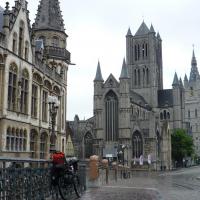 Centre ville de Gent sous la pluie
